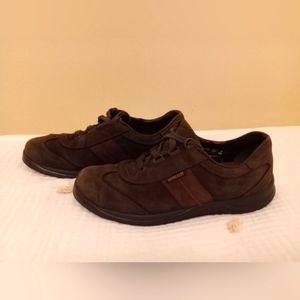 Mephisto Runoff air jet suede walking shoes